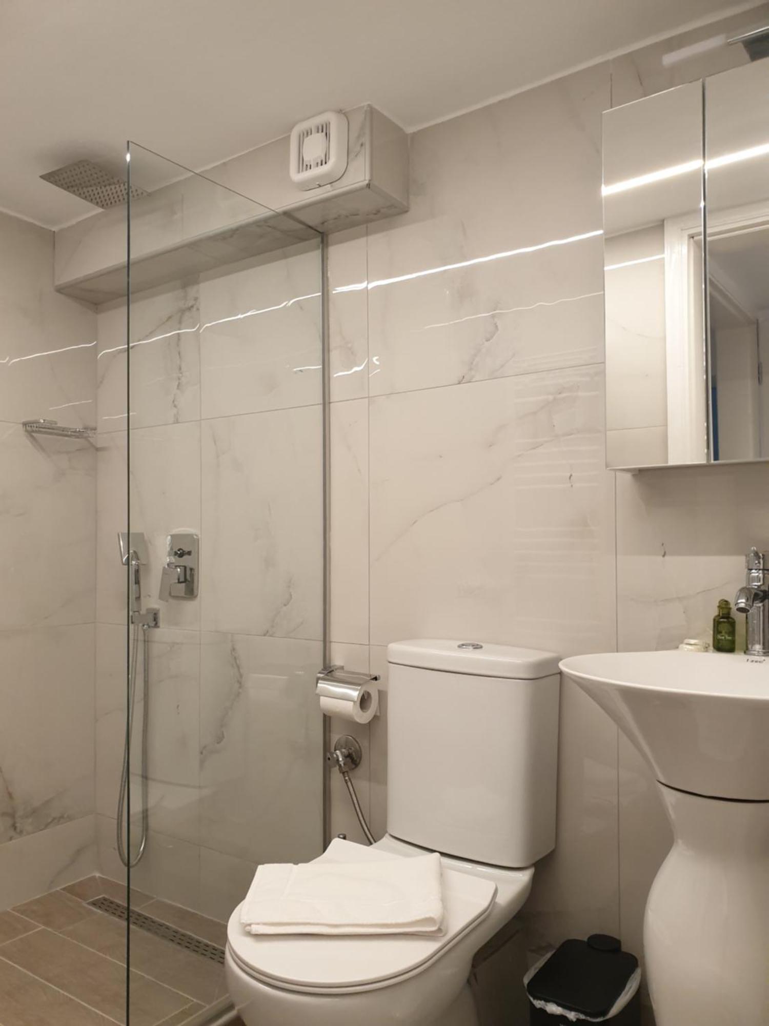 Eantos Studios And Suites Peraía Zewnętrze zdjęcie