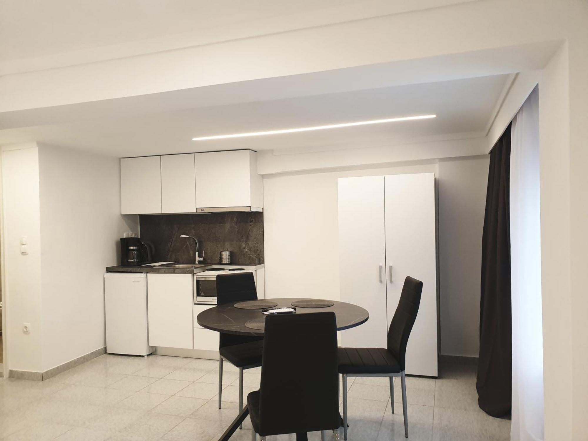 Eantos Studios And Suites Peraía Zewnętrze zdjęcie